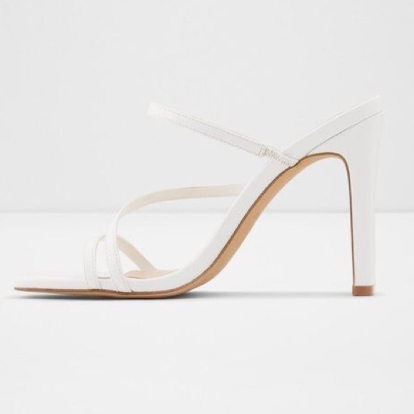Aldo Nivi Square Toe Strappy Sandals - Picture 5 of 13
